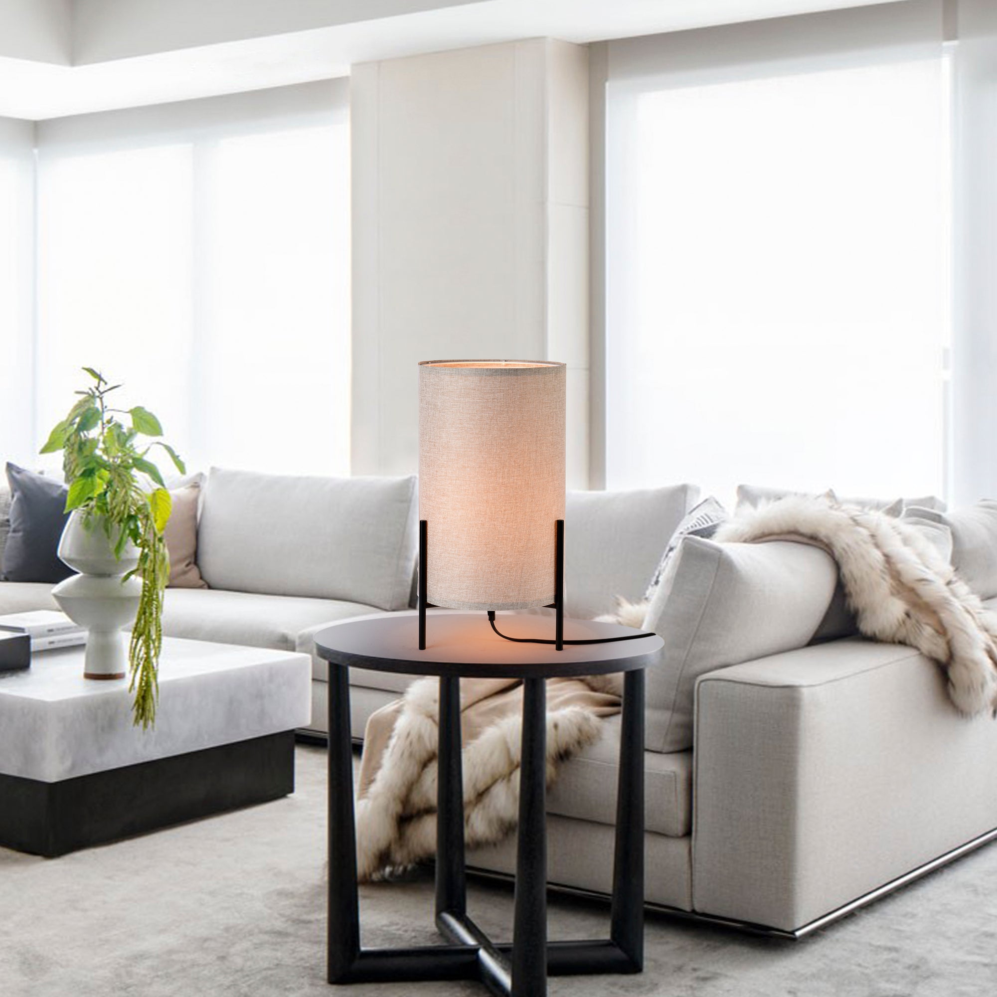 White Modern Columnar Linen Table Lamp for children's bedrooms