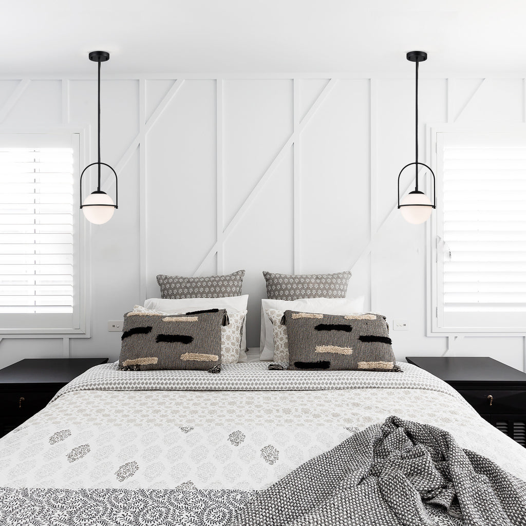 Black Pendant Light Fixtures Cream White Glass Pendant 2-Light Globe Pendant Light Modern Pendant Lights Kitchen Island Mid Century Chandelier